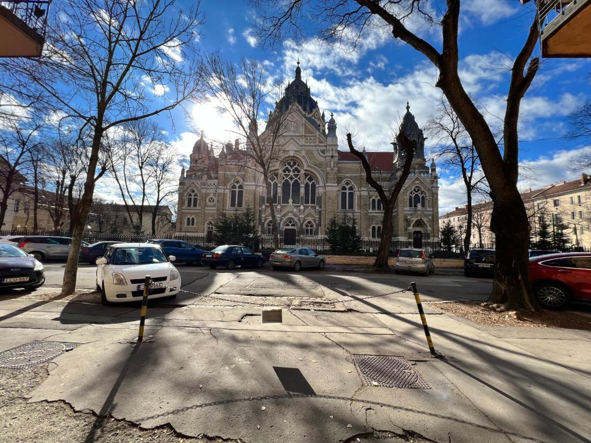 Old Town Apartment Szeged Luaran gambar